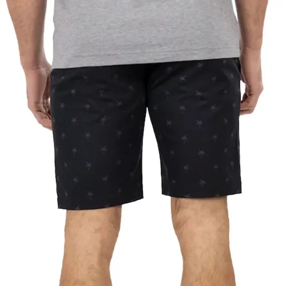 TravisMathew Men's Good Instincts Shorts Size: 42 NWT - Picture 2 of 16